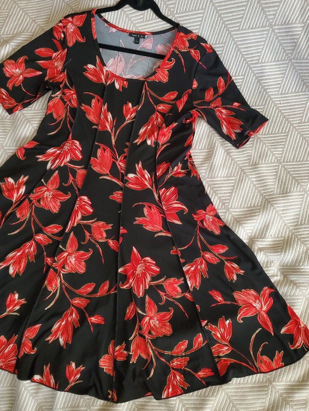 Sami & Jo Floral Gussetted Swing Dress. Size L. LN